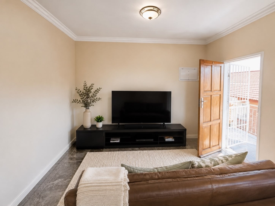 1 Bedroom Property for Sale in Die Bult North West
